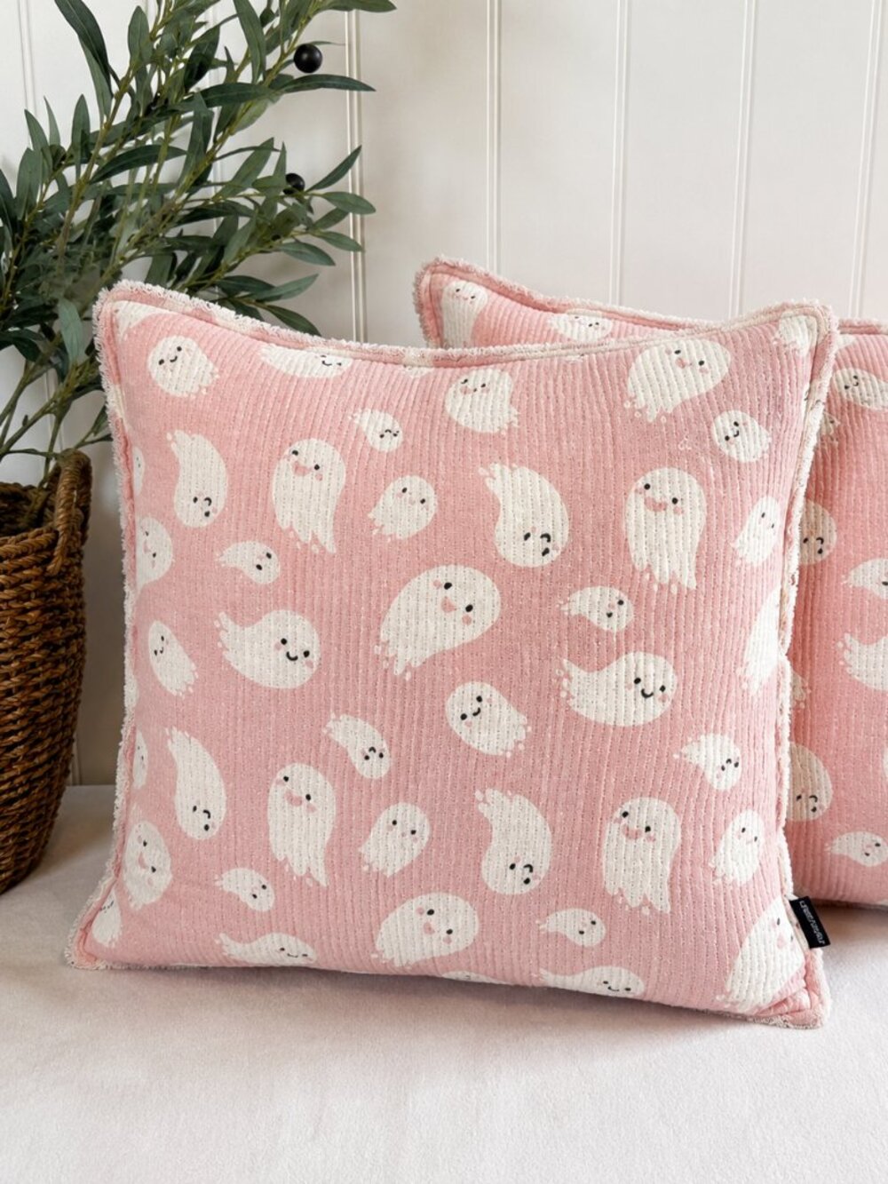 Cynthia Rowley Pink Ghost Halloween Throw Pillows 20x20 Set of 2
